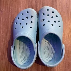 Teal crocs